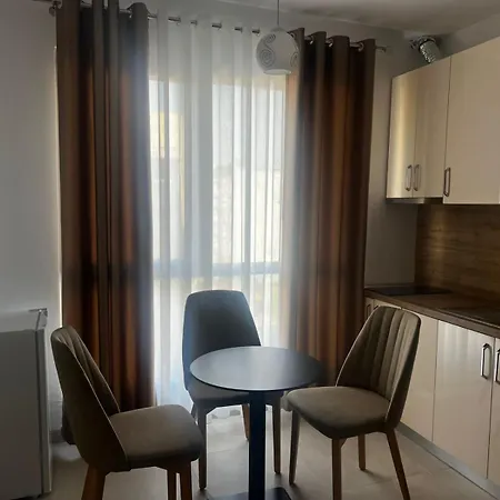 Apartmán F & Xh *